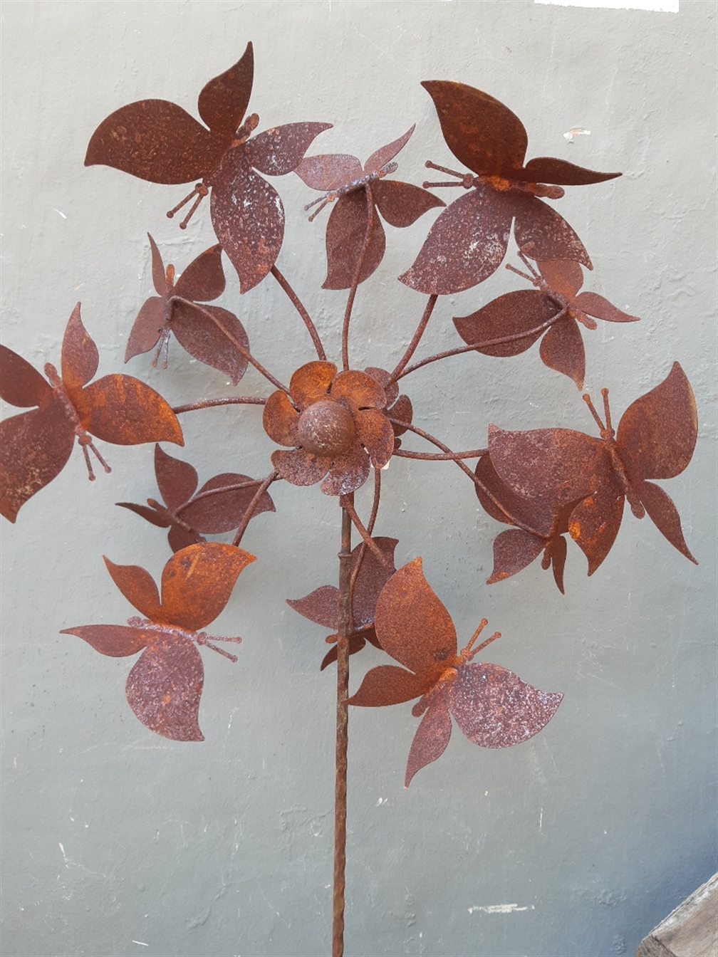 windmolen rustiek tuin vlinders